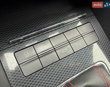 Белый Шкода Октавия, объемом двигателя 2 л и пробегом 230 тыс. км за 15300 $, фото 41 на Automoto.ua