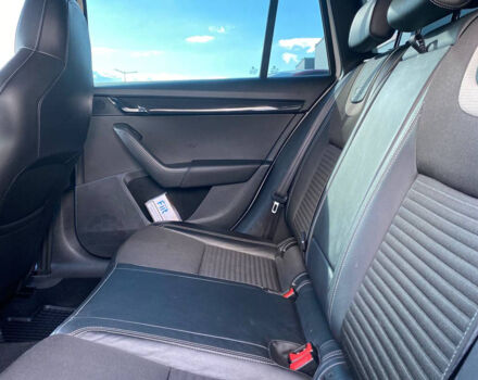 Белый Шкода Октавия, объемом двигателя 2 л и пробегом 312 тыс. км за 13700 $, фото 22 на Automoto.ua