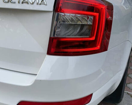 Белый Шкода Октавия, объемом двигателя 1.97 л и пробегом 353 тыс. км за 14000 $, фото 7 на Automoto.ua