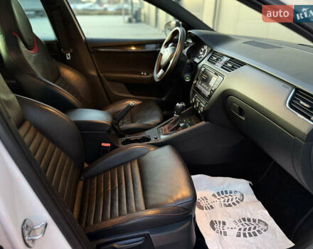 Белый Шкода Октавия, объемом двигателя 1.98 л и пробегом 203 тыс. км за 15200 $, фото 10 на Automoto.ua