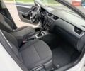 Белый Шкода Октавия, объемом двигателя 1.6 л и пробегом 243 тыс. км за 10800 $, фото 1 на Automoto.ua