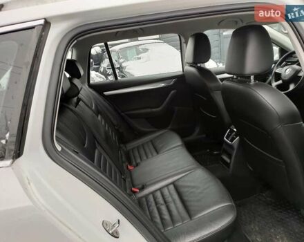 Белый Шкода Октавия, объемом двигателя 1.97 л и пробегом 241 тыс. км за 10999 $, фото 10 на Automoto.ua