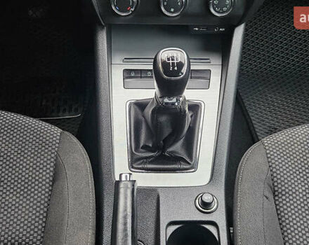 Белый Шкода Октавия, объемом двигателя 1.6 л и пробегом 303 тыс. км за 9700 $, фото 14 на Automoto.ua