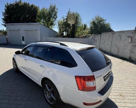 Белый Шкода Октавия, объемом двигателя 1.97 л и пробегом 235 тыс. км за 11900 $, фото 11 на Automoto.ua