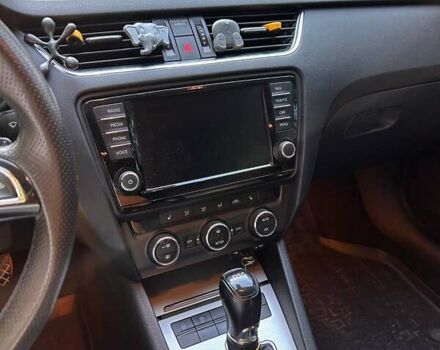 Белый Шкода Октавия, объемом двигателя 1.97 л и пробегом 296 тыс. км за 13100 $, фото 7 на Automoto.ua