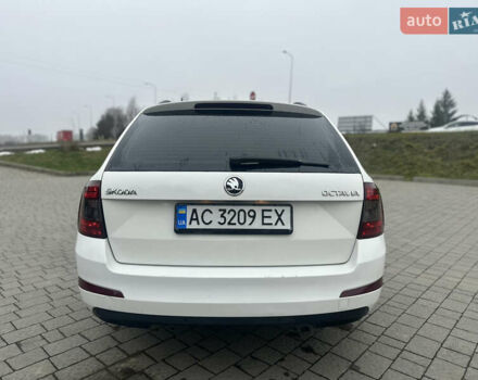 Білий Шкода Октавія, об'ємом двигуна 1.6 л та пробігом 284 тис. км за 8600 $, фото 14 на Automoto.ua
