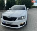 Білий Шкода Октавія, об'ємом двигуна 2 л та пробігом 261 тис. км за 13500 $, фото 1 на Automoto.ua