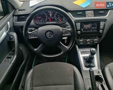 Білий Шкода Октавія, об'ємом двигуна 2 л та пробігом 328 тис. км за 8990 $, фото 25 на Automoto.ua