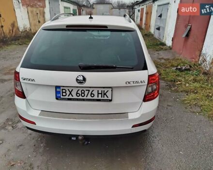 Білий Шкода Октавія, об'ємом двигуна 1.6 л та пробігом 350 тис. км за 8999 $, фото 6 на Automoto.ua