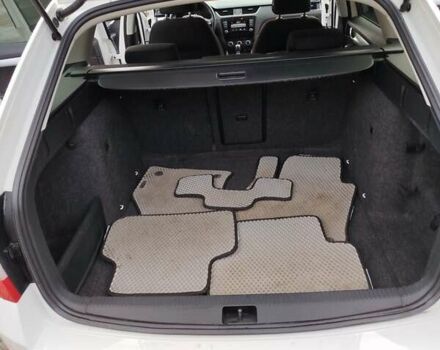 Шкода Октавия 2014 в Казатине на Automoto.ua Белый Шкода Октавия, объемом двигателя 1.97 л и пробегом 199 тыс. км за 11500 $, фото 37 на Automoto.ua