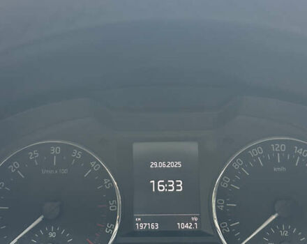 Белый Шкода Октавия, объемом двигателя 1.97 л и пробегом 197 тыс. км за 10800 $, фото 50 на Automoto.ua