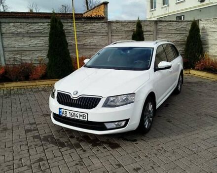 Шкода Октавия 2014 в Казатине на Automoto.ua Белый Шкода Октавия, объемом двигателя 1.97 л и пробегом 199 тыс. км за 11500 $, фото 2 на Automoto.ua