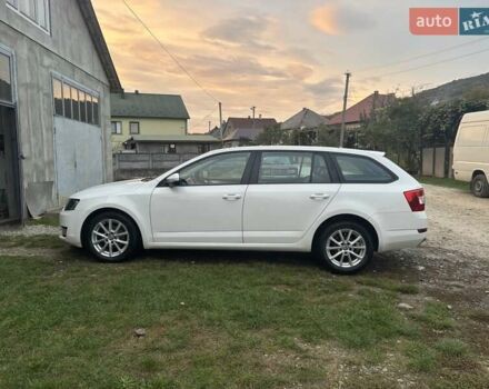 Білий Шкода Октавія, об'ємом двигуна 1.6 л та пробігом 250 тис. км за 9100 $, фото 4 на Automoto.ua
