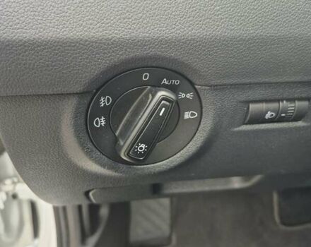 Білий Шкода Октавія, об'ємом двигуна 1.8 л та пробігом 182 тис. км за 11200 $, фото 17 на Automoto.ua