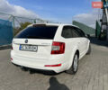 Білий Шкода Октавія, об'ємом двигуна 1.6 л та пробігом 248 тис. км за 10700 $, фото 7 на Automoto.ua