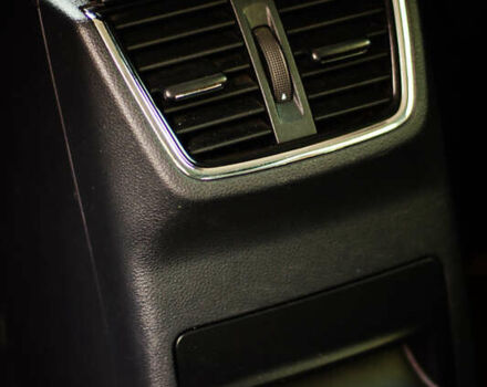 Белый Шкода Октавия, объемом двигателя 1.6 л и пробегом 295 тыс. км за 12500 $, фото 18 на Automoto.ua