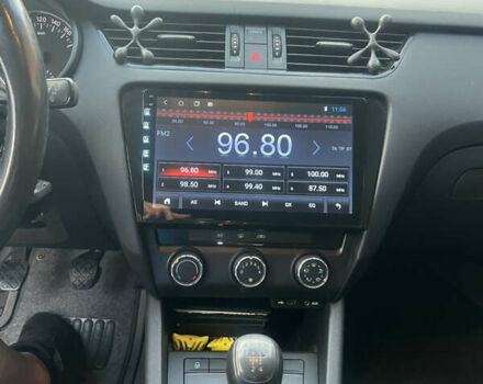 Белый Шкода Октавия, объемом двигателя 1.6 л и пробегом 240 тыс. км за 10300 $, фото 36 на Automoto.ua