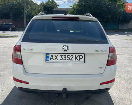 Белый Шкода Октавия, объемом двигателя 1.97 л и пробегом 328 тыс. км за 9999 $, фото 3 на Automoto.ua