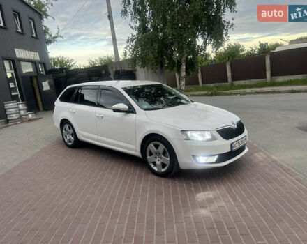 Белый Шкода Октавия, объемом двигателя 1.6 л и пробегом 240 тыс. км за 10300 $, фото 11 на Automoto.ua