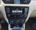 Шкода Октавія 2014 у Одесі на Automoto.ua Білий Шкода Октавія, об'ємом двигуна 2 л та пробігом 280 тис. км за 10500 $, фото 9 на Automoto.ua