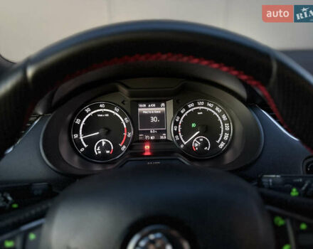 Белый Шкода Октавия, объемом двигателя 1.98 л и пробегом 203 тыс. км за 15200 $, фото 12 на Automoto.ua