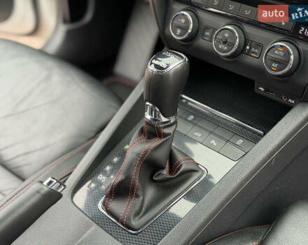 Белый Шкода Октавия, объемом двигателя 2 л и пробегом 230 тыс. км за 15300 $, фото 30 на Automoto.ua