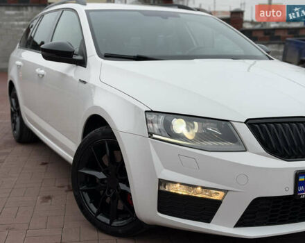 Белый Шкода Октавия, объемом двигателя 2 л и пробегом 230 тыс. км за 15200 $, фото 73 на Automoto.ua