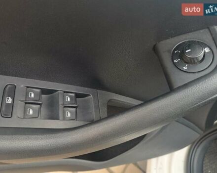Білий Шкода Октавія, об'ємом двигуна 1.6 л та пробігом 255 тис. км за 9500 $, фото 18 на Automoto.ua