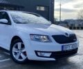 Белый Шкода Октавия, объемом двигателя 1.6 л и пробегом 380 тыс. км за 9799 $, фото 2 на Automoto.ua