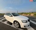 Белый Шкода Октавия, объемом двигателя 1.6 л и пробегом 285 тыс. км за 8900 $, фото 1 на Automoto.ua