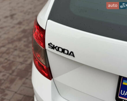 Белый Шкода Октавия, объемом двигателя 2 л и пробегом 230 тыс. км за 15300 $, фото 8 на Automoto.ua