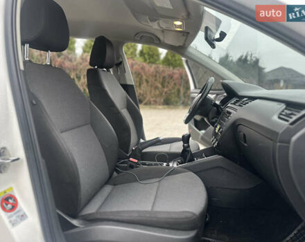 Білий Шкода Октавія, об'ємом двигуна 1.6 л та пробігом 284 тис. км за 8600 $, фото 34 на Automoto.ua