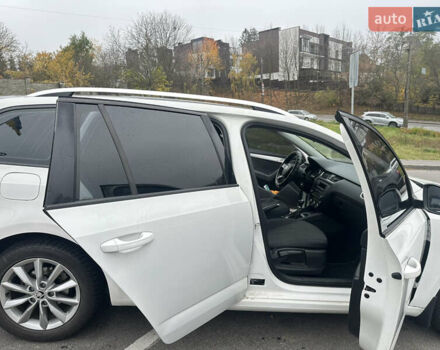 Белый Шкода Октавия, объемом двигателя 1.6 л и пробегом 232 тыс. км за 8800 $, фото 8 на Automoto.ua