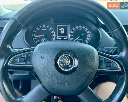 Білий Шкода Октавія, об'ємом двигуна 1.6 л та пробігом 224 тис. км за 11500 $, фото 16 на Automoto.ua