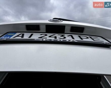 Білий Шкода Октавія, об'ємом двигуна 1.6 л та пробігом 285 тис. км за 10300 $, фото 10 на Automoto.ua