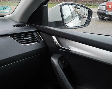 Белый Шкода Октавия, объемом двигателя 1.6 л и пробегом 303 тыс. км за 9700 $, фото 18 на Automoto.ua