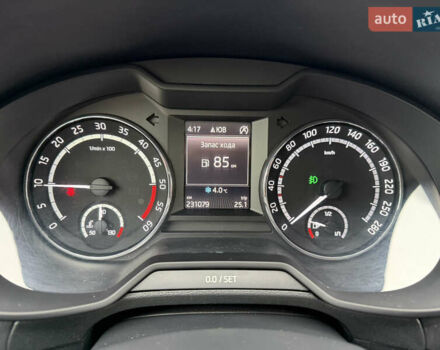 Белый Шкода Октавия, объемом двигателя 2 л и пробегом 230 тыс. км за 15300 $, фото 36 на Automoto.ua