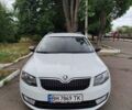 Білий Шкода Октавія, об'ємом двигуна 1.6 л та пробігом 201 тис. км за 10000 $, фото 1 на Automoto.ua