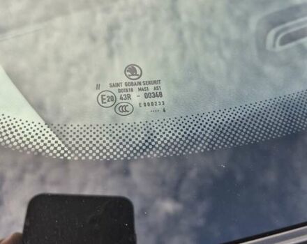 Білий Шкода Октавія, об'ємом двигуна 1.8 л та пробігом 182 тис. км за 11200 $, фото 12 на Automoto.ua