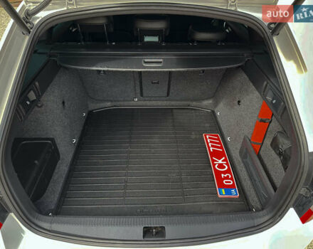 Белый Шкода Октавия, объемом двигателя 1.97 л и пробегом 220 тыс. км за 14500 $, фото 111 на Automoto.ua