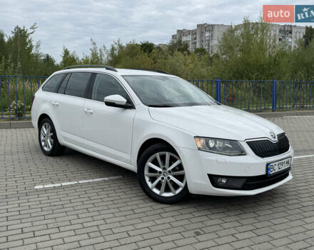 Білий Шкода Октавія, об'ємом двигуна 1.6 л та пробігом 227 тис. км за 10250 $, фото 7 на Automoto.ua