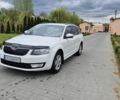 Белый Шкода Октавия, объемом двигателя 1.6 л и пробегом 280 тыс. км за 9500 $, фото 1 на Automoto.ua