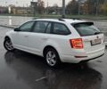 Белый Шкода Октавия, объемом двигателя 1.6 л и пробегом 303 тыс. км за 9700 $, фото 2 на Automoto.ua