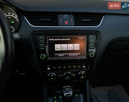 Белый Шкода Октавия, объемом двигателя 1.98 л и пробегом 203 тыс. км за 15200 $, фото 13 на Automoto.ua