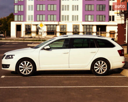 Белый Шкода Октавия, объемом двигателя 1.6 л и пробегом 295 тыс. км за 12500 $, фото 2 на Automoto.ua