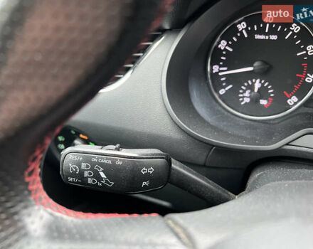 Білий Шкода Октавія, об'ємом двигуна 1.8 л та пробігом 182 тис. км за 10800 $, фото 14 на Automoto.ua