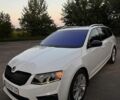 Белый Шкода Октавия, объемом двигателя 1.97 л и пробегом 299 тыс. км за 13500 $, фото 1 на Automoto.ua
