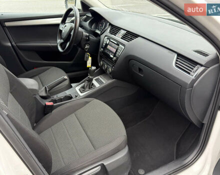 Білий Шкода Октавія, об'ємом двигуна 1.6 л та пробігом 204 тис. км за 11299 $, фото 42 на Automoto.ua