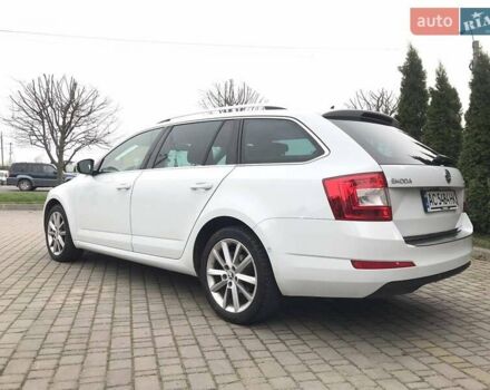 Білий Шкода Октавія, об'ємом двигуна 1.6 л та пробігом 270 тис. км за 15000 $, фото 3 на Automoto.ua