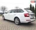 Білий Шкода Октавія, об'ємом двигуна 1.6 л та пробігом 270 тис. км за 15000 $, фото 3 на Automoto.ua